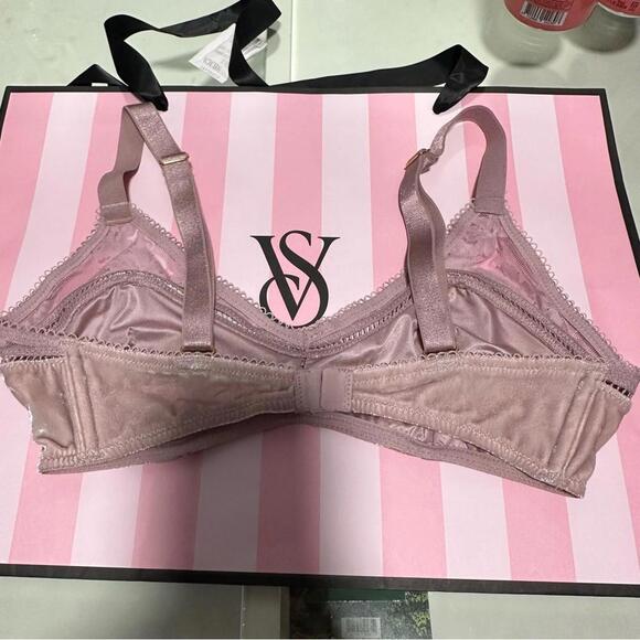 Victoria’s Secret Velour Bralette - Picture 2 of 3
